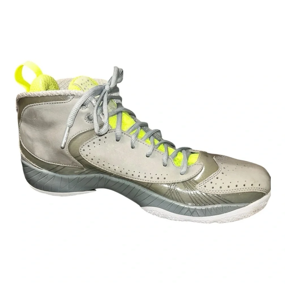 Nike Air Jordan 2011 Deluxe Pack Wolf Grey Sneakers Men’s 12 +Replacement Insert